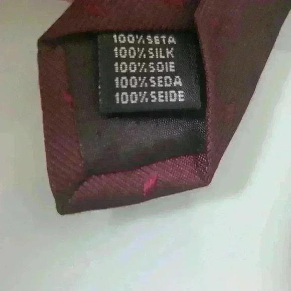 BALTHAZAR PARIS 100% silk  merlot tie. - Picture 4 of 6